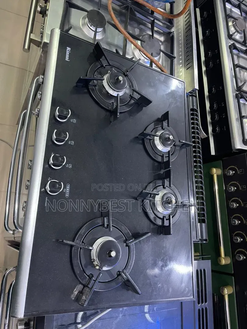 Samsung Neatly Used 4 Burners Inbuilt Gas Cooker