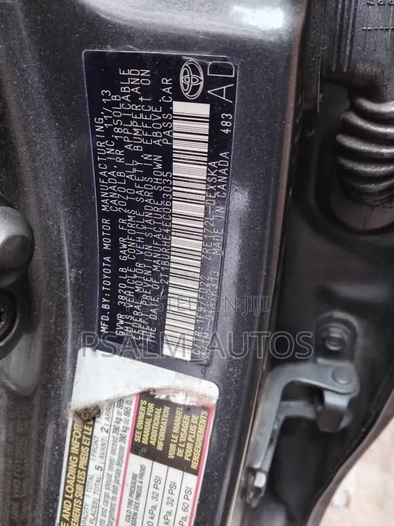 Toyota Corolla L 4dr Sedan (1.8L 4cyl 4A) 2014 Gray