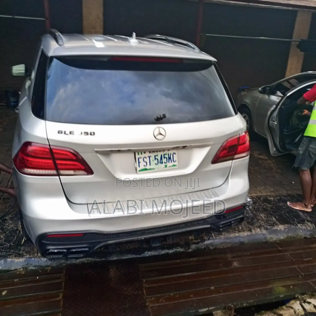 Mercedes-Benz M Class ML350 4MATIC 4dr SUV AWD (3.5L 6cyl 7A) 2014