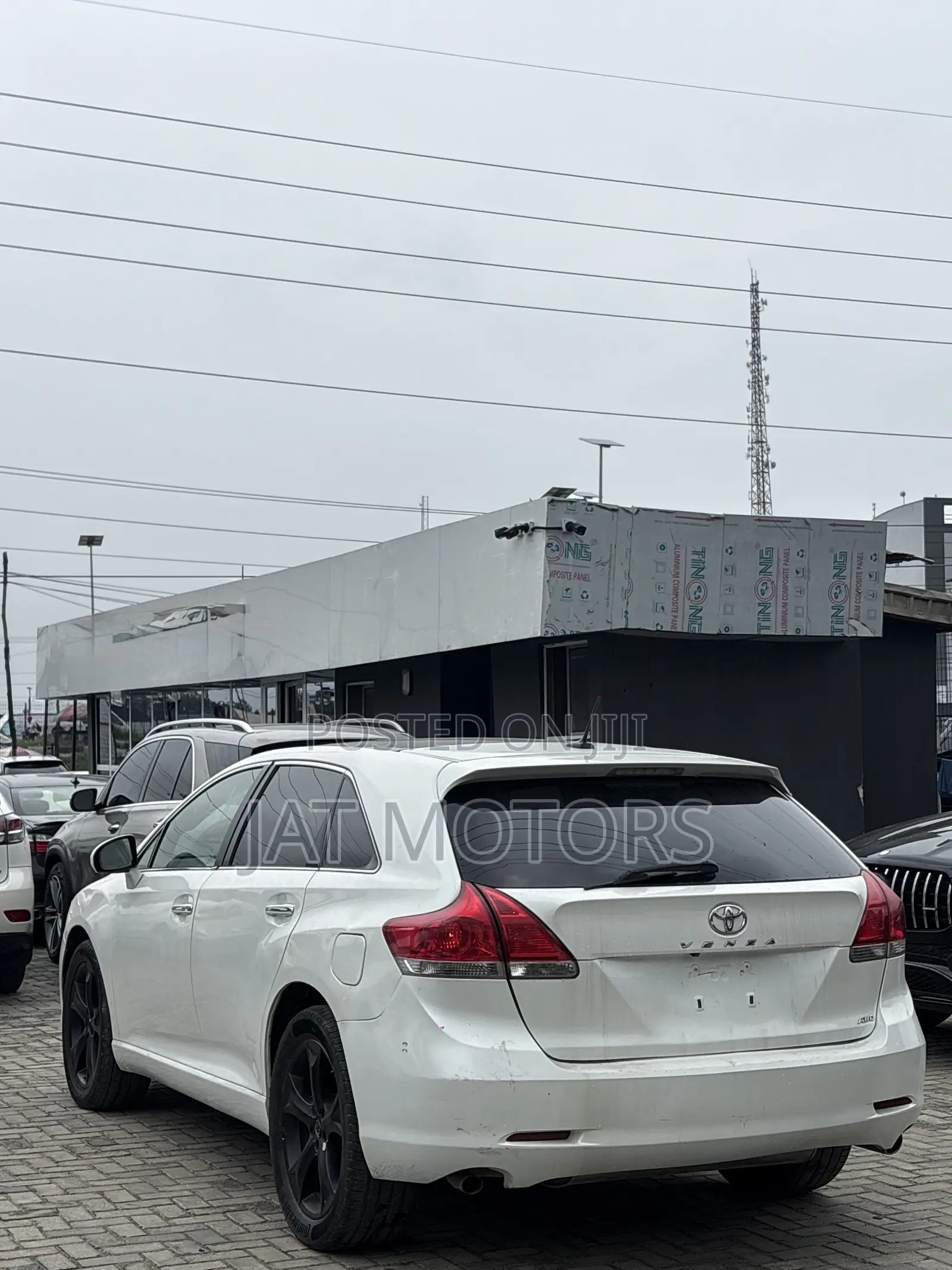 Toyota Venza V6 AWD 2010 White