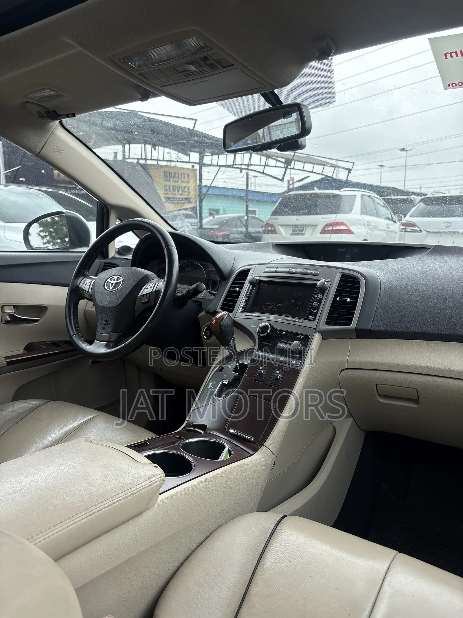 Toyota Venza V6 AWD 2010 White