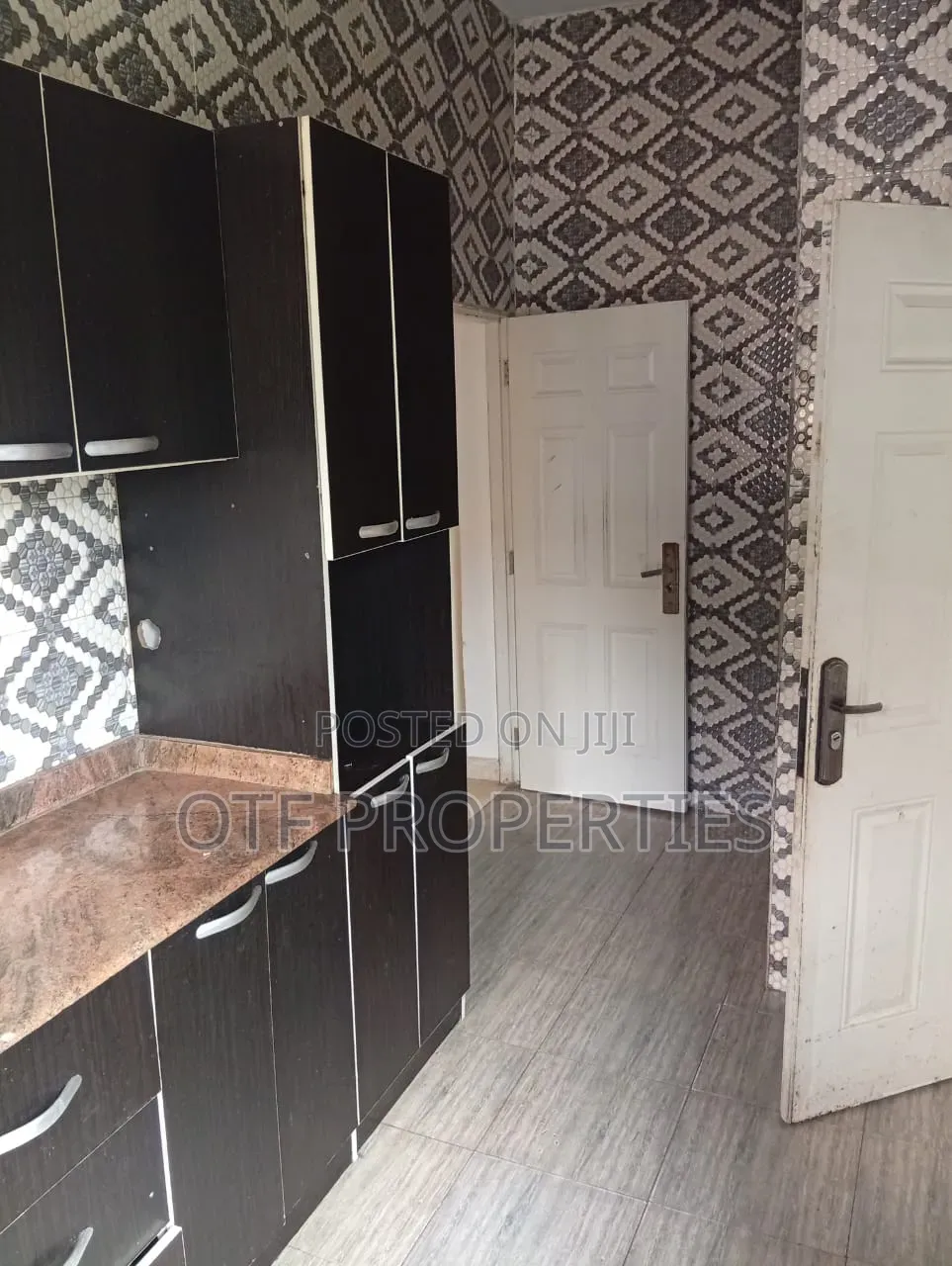2bdrm Apartment in Sangwari Estate, Dutse-Alhaji for rent