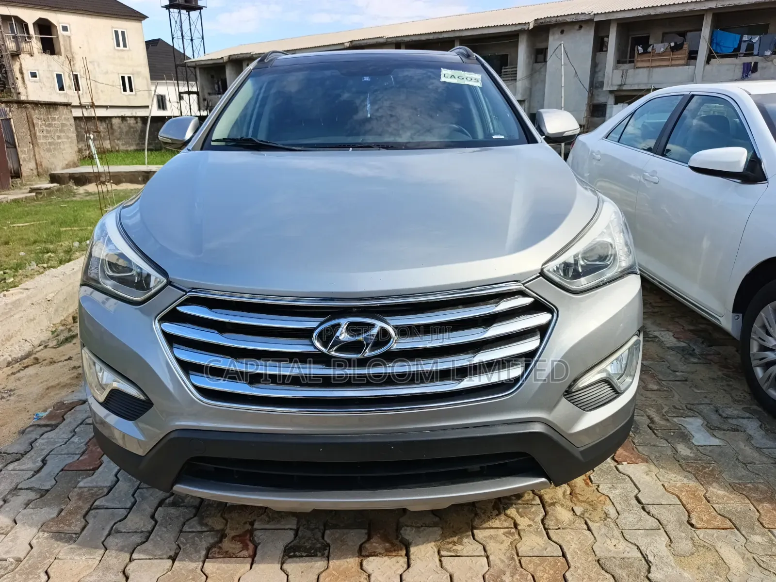 Hyundai Santa Fe Limited 4dr SUV AWD (3.3L 6cyl 6A) 2015 Silver