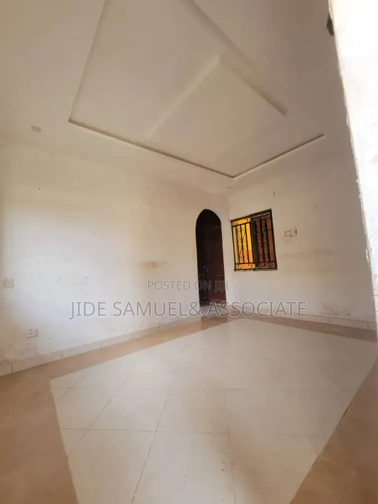 Furnished Mini Flat in Ayobo for rent