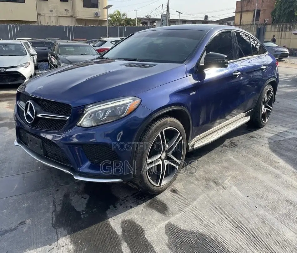 Mercedes-Benz GLE-Class 2016 Blue
