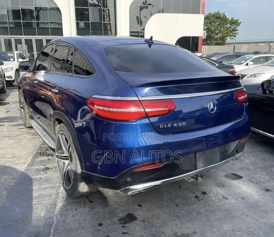 Mercedes-Benz GLE-Class 2016 Blue