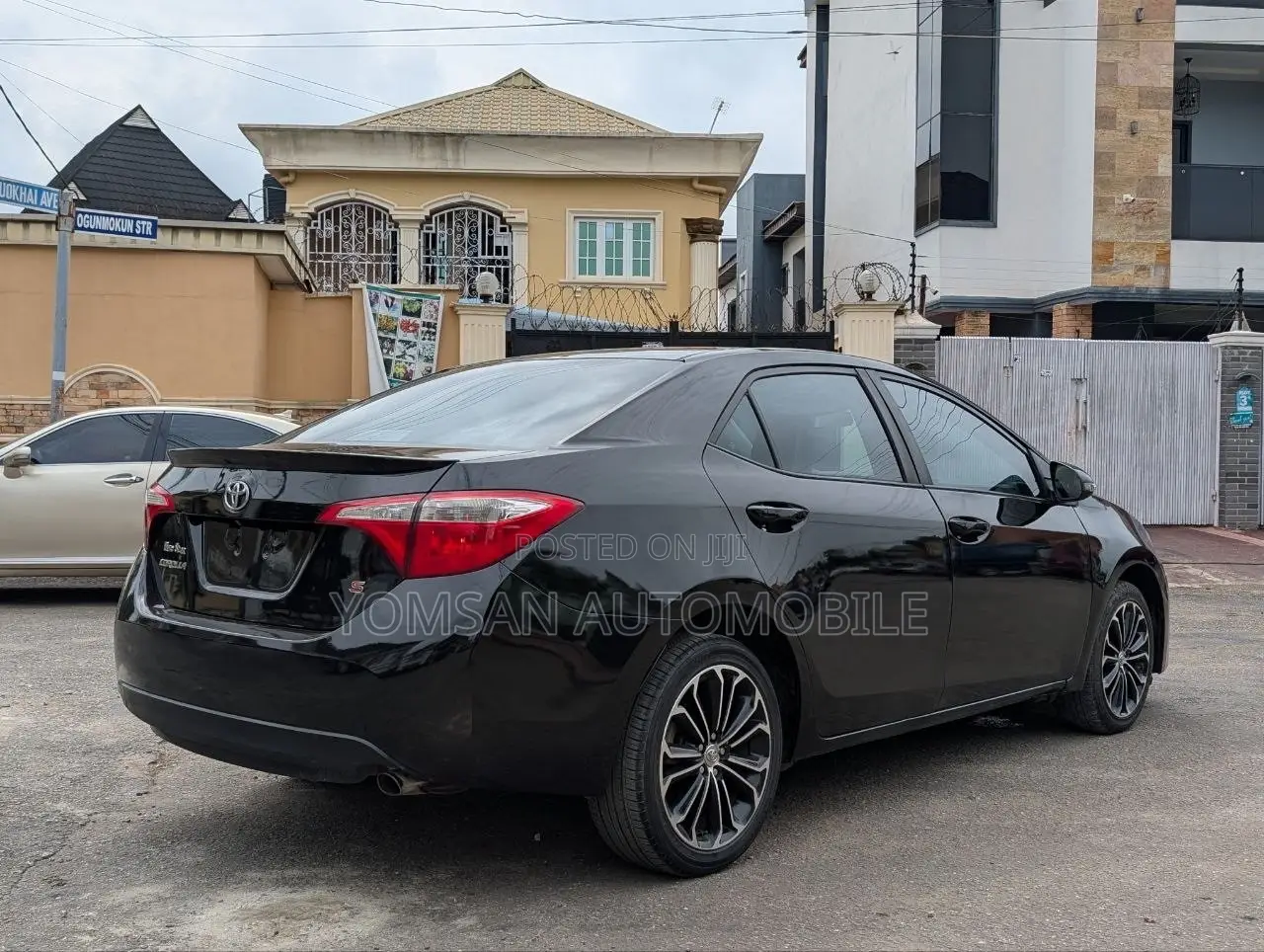 Toyota Corolla S 4dr Sedan (1.8L 4cyl CVT) 2014 Black