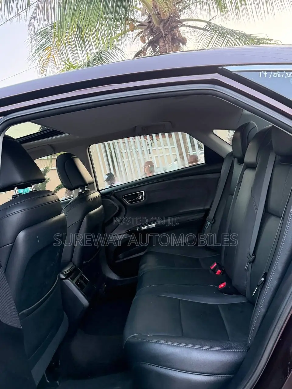 Toyota Avalon XLE FWDSedan (3.6L 6cyl 6A) 2016 Burgundy