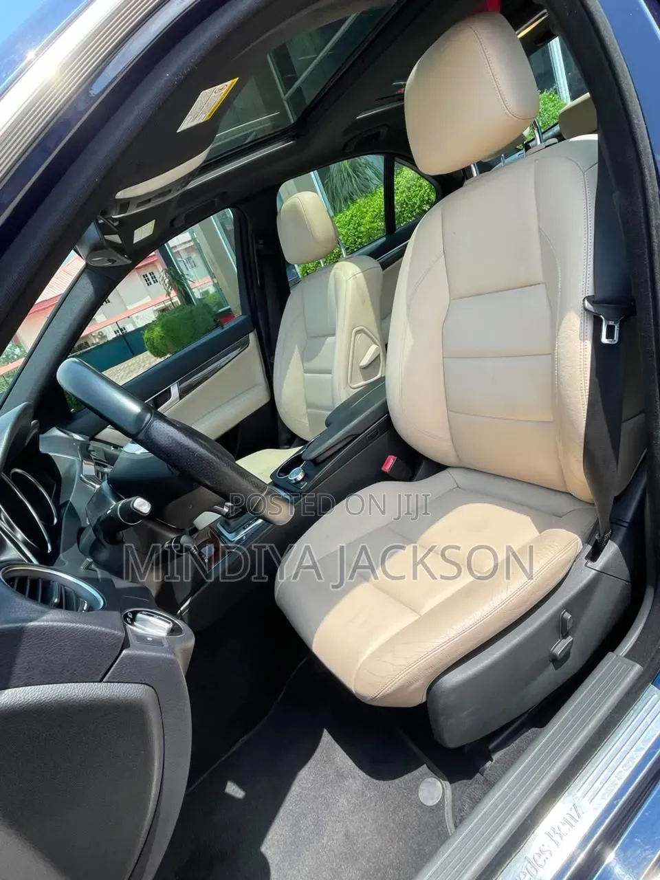 Mercedes-Benz C350 2013 Blue