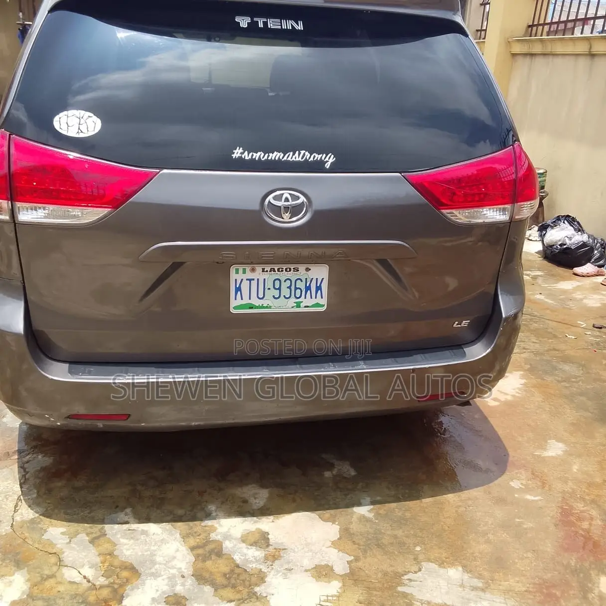 Toyota Sienna LE 7 Passenger 2010 Gray