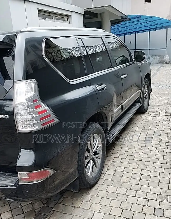 Lexus GX 460 Luxury 2014 Black