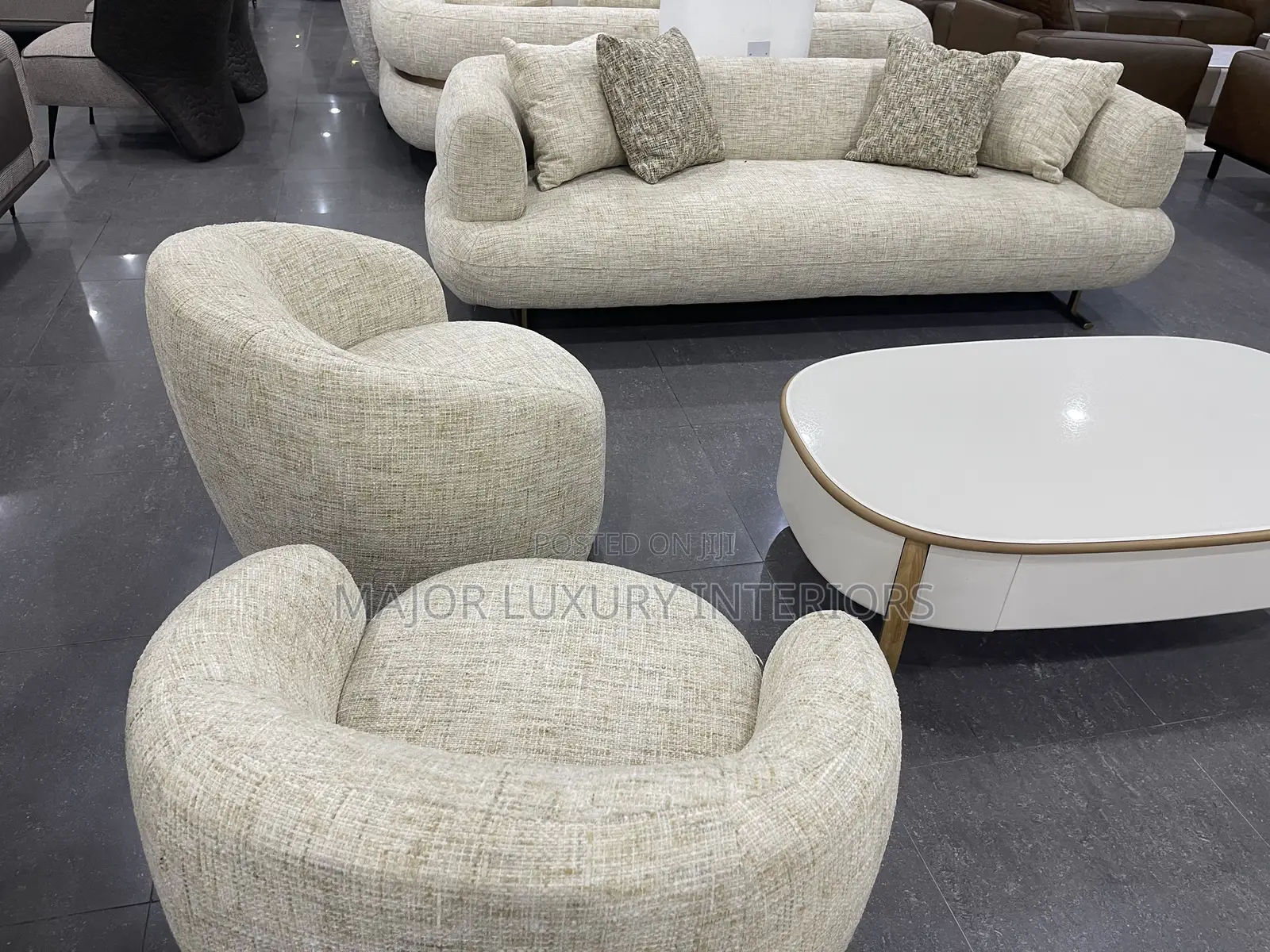 High Quality Foreign Contemporary Sofa Set