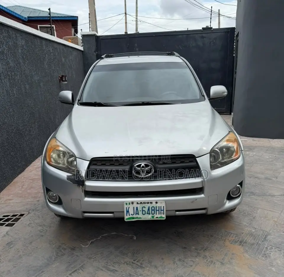 Toyota RAV4 2.5 Sport 2010 Silver