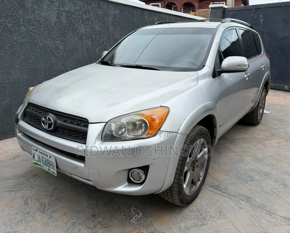 Toyota RAV4 2.5 Sport 2010 Silver
