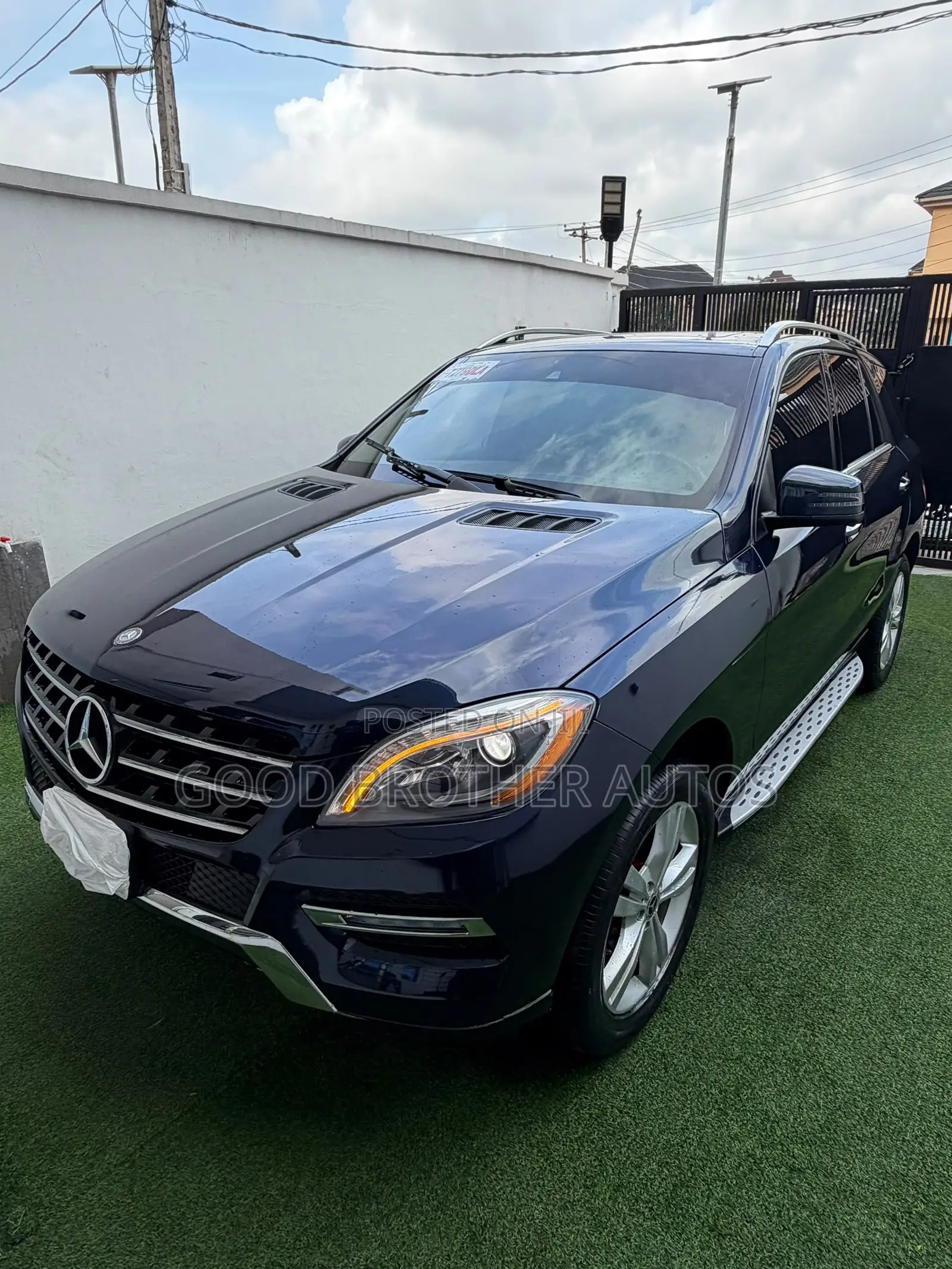 Mercedes-Benz M Class ML350 4MATIC 4dr SUV AWD (3.5L 6cyl 7A) 2015