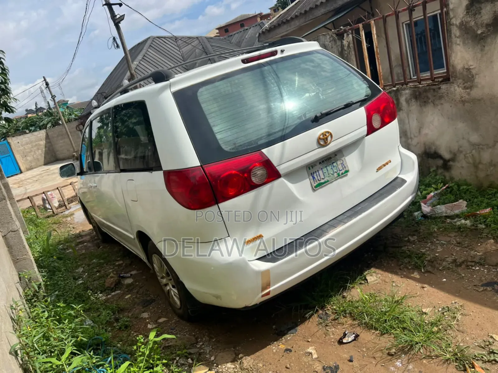 Toyota Sienna 2006 White