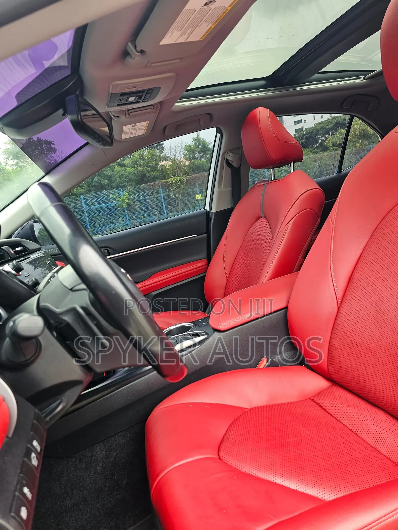 Toyota Camry XSE (2.5L 4cyl 8A) 2019 White
