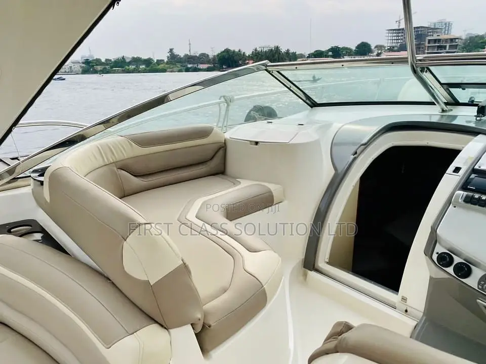 20 Seater Luxury Boat Available for Booking