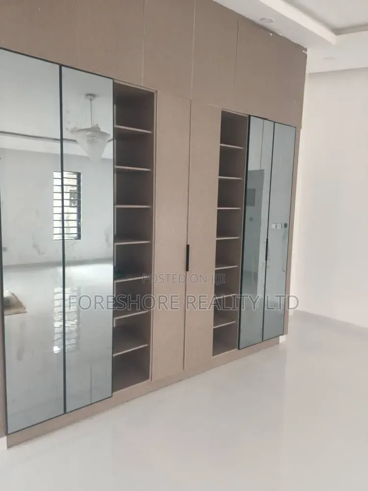 4bdrm Duplex in Opebi for sale