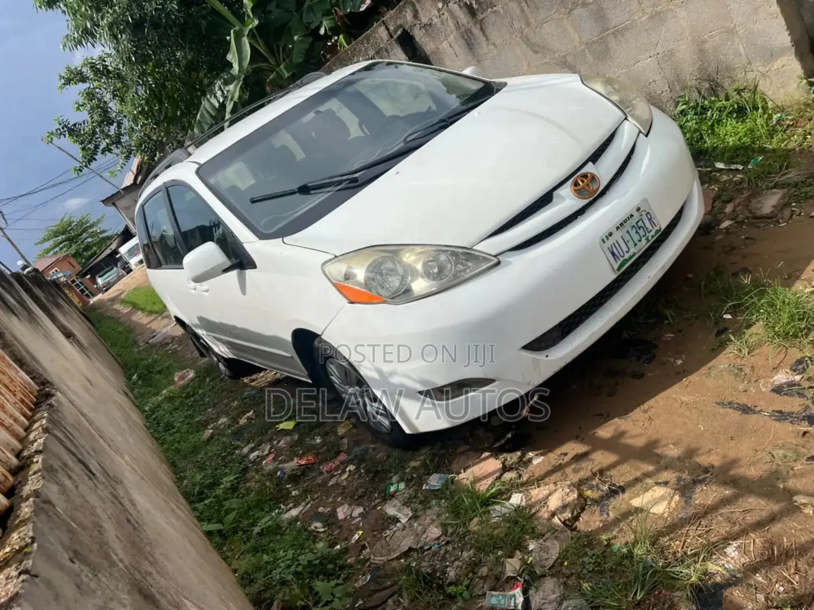 Toyota Sienna 2006 White