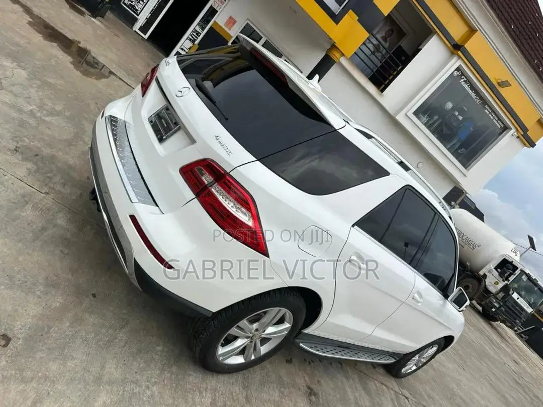 Mercedes-Benz M Class ML350 4MATIC 4dr SUV AWD (3.5L 6cyl 7A) 2014