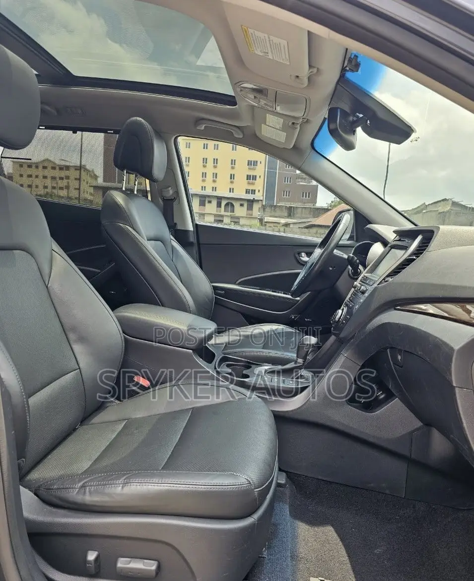 Hyundai Santa Fe Limited AWD 2017 Blue