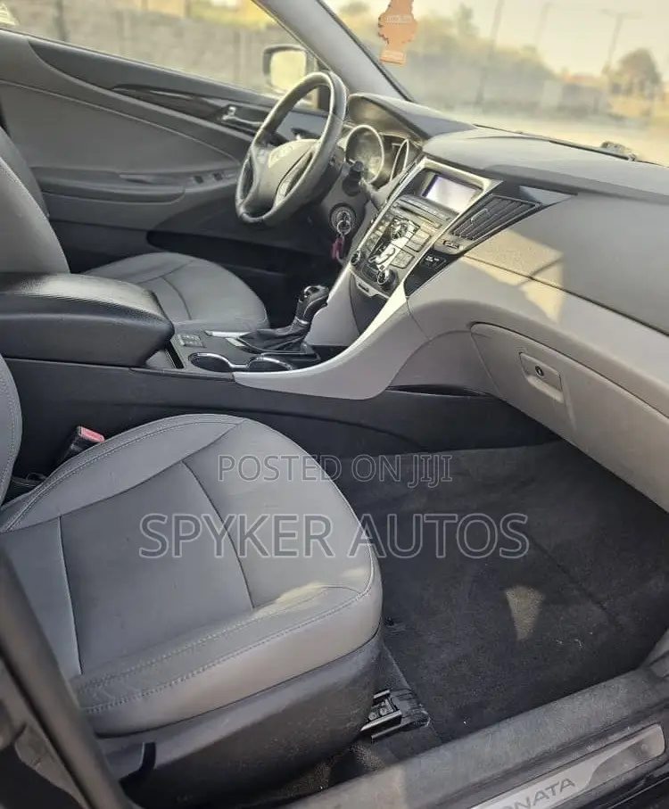Hyundai Sonata 2012 Black