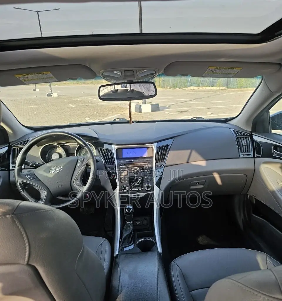 Hyundai Sonata 2012 Black