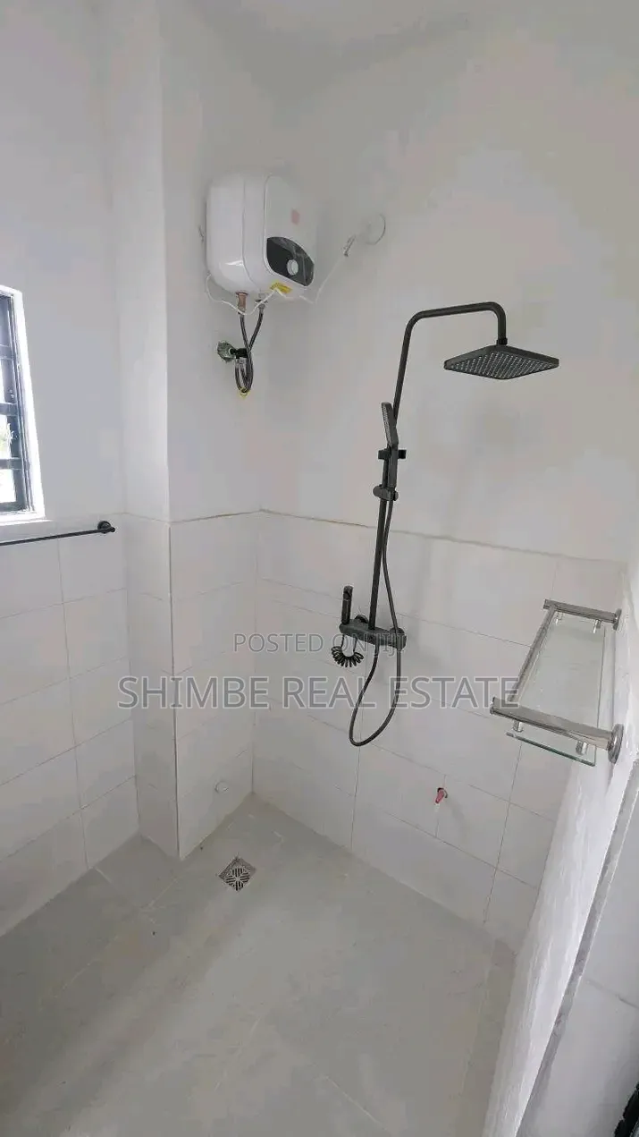 2bdrm Duplex in Shelter Afrique, Uyo for sale
