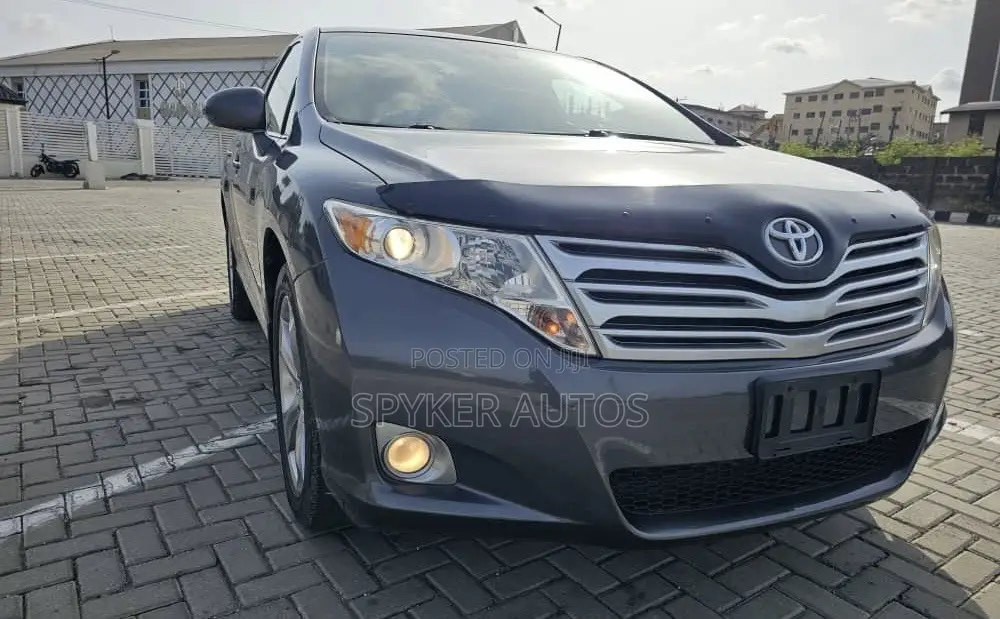 Toyota Venza 2011 Gray