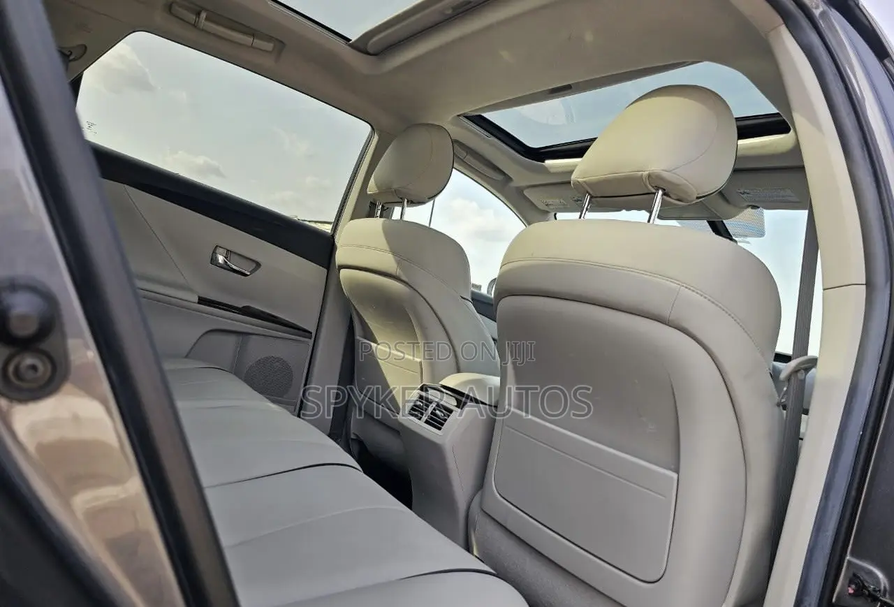 Toyota Venza 2011 Gray