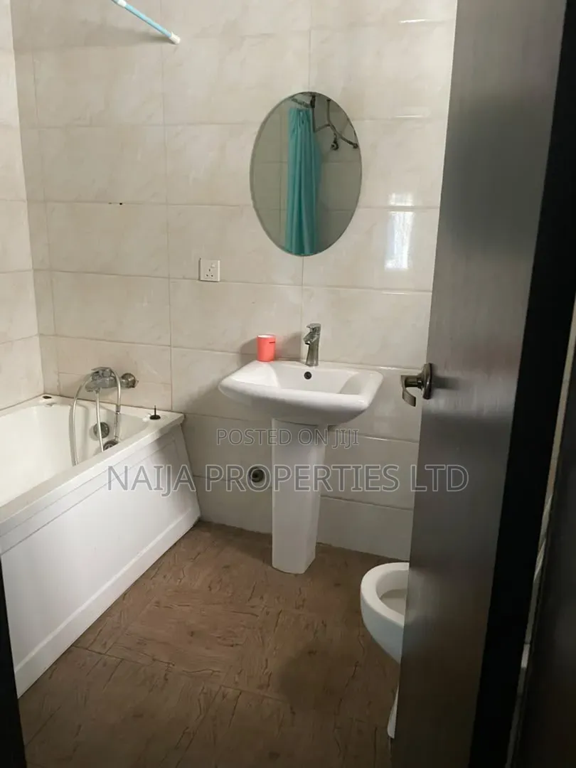4bdrm Duplex in Osapa London for rent