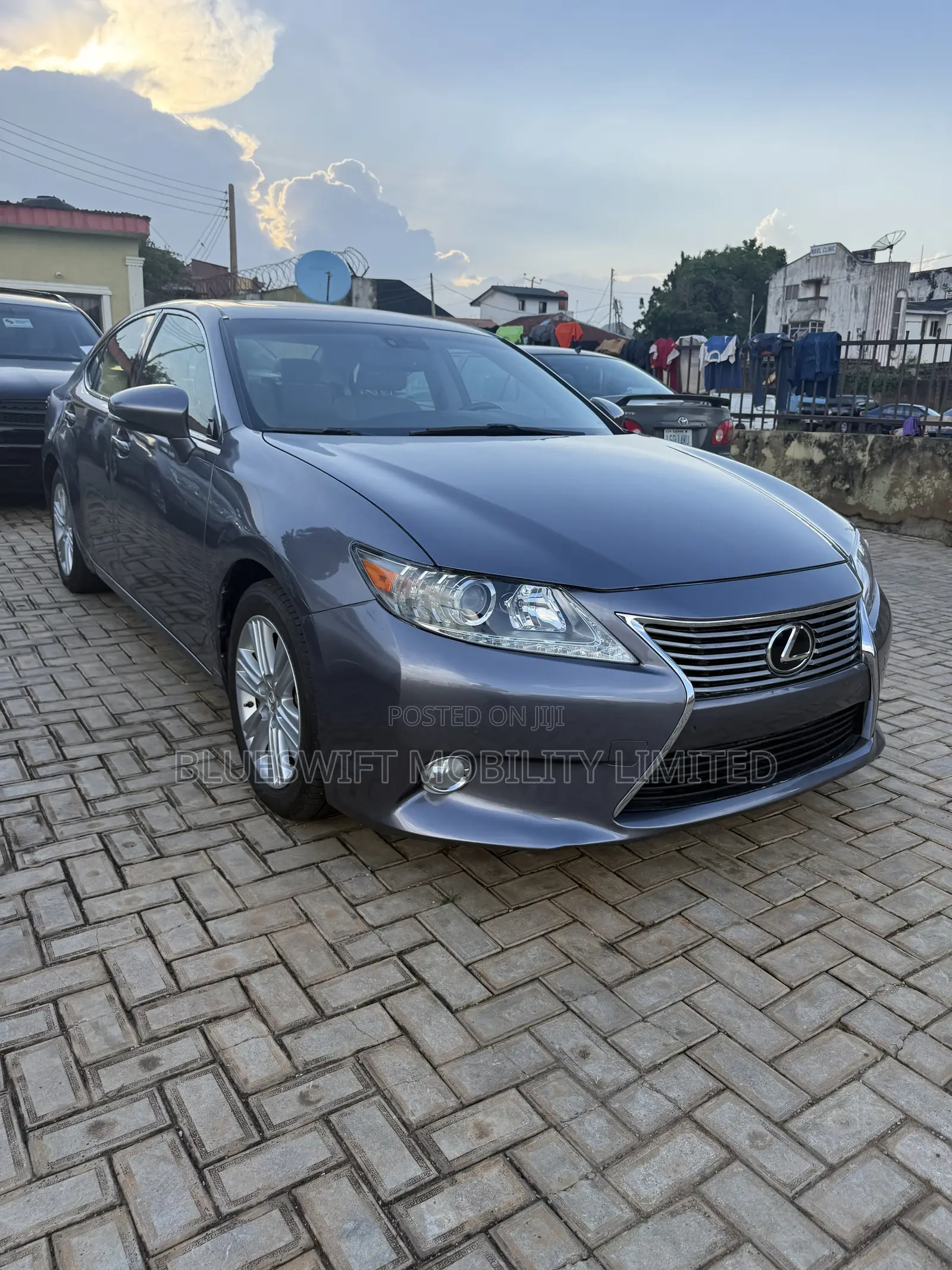 Lexus ES 350 FWD 2015 Gray