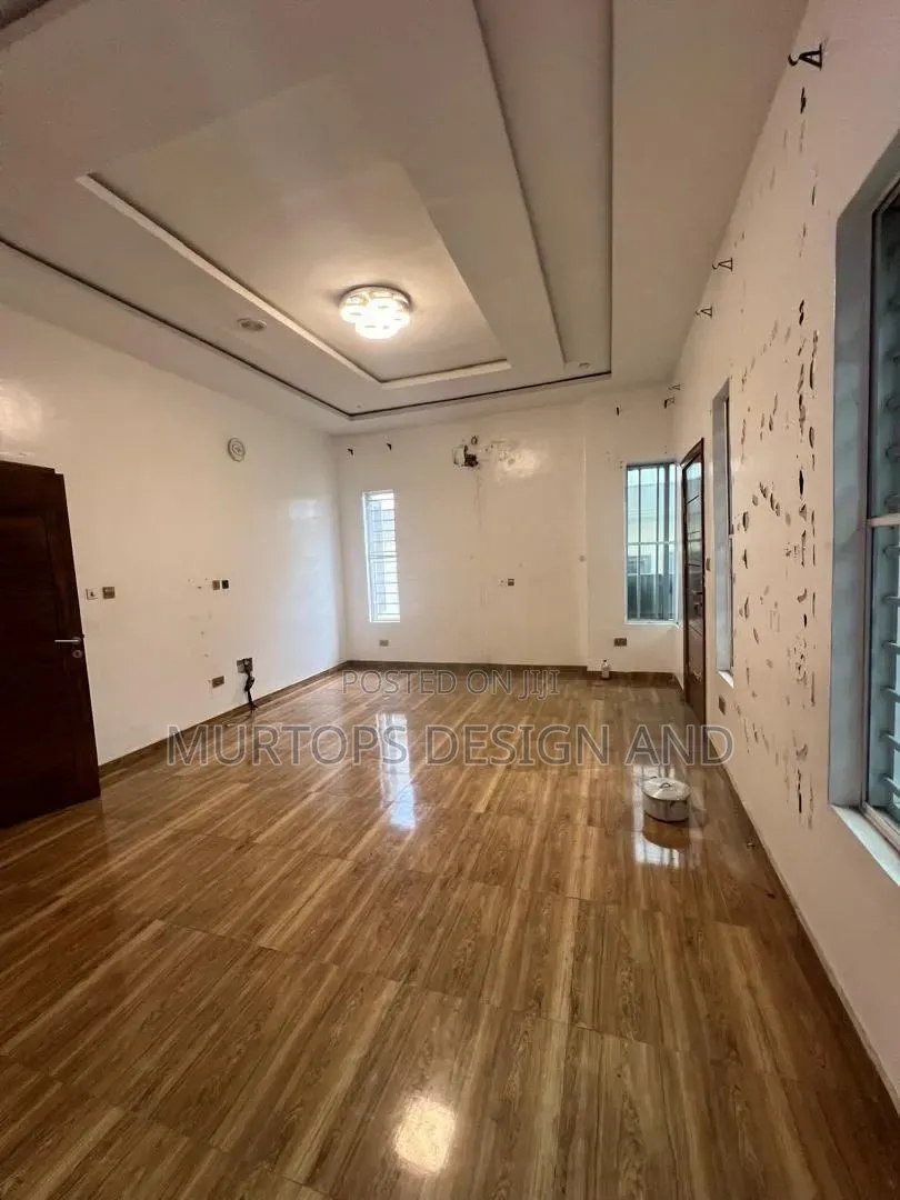 Studio Apartment in Chevy View, Chevron for rent