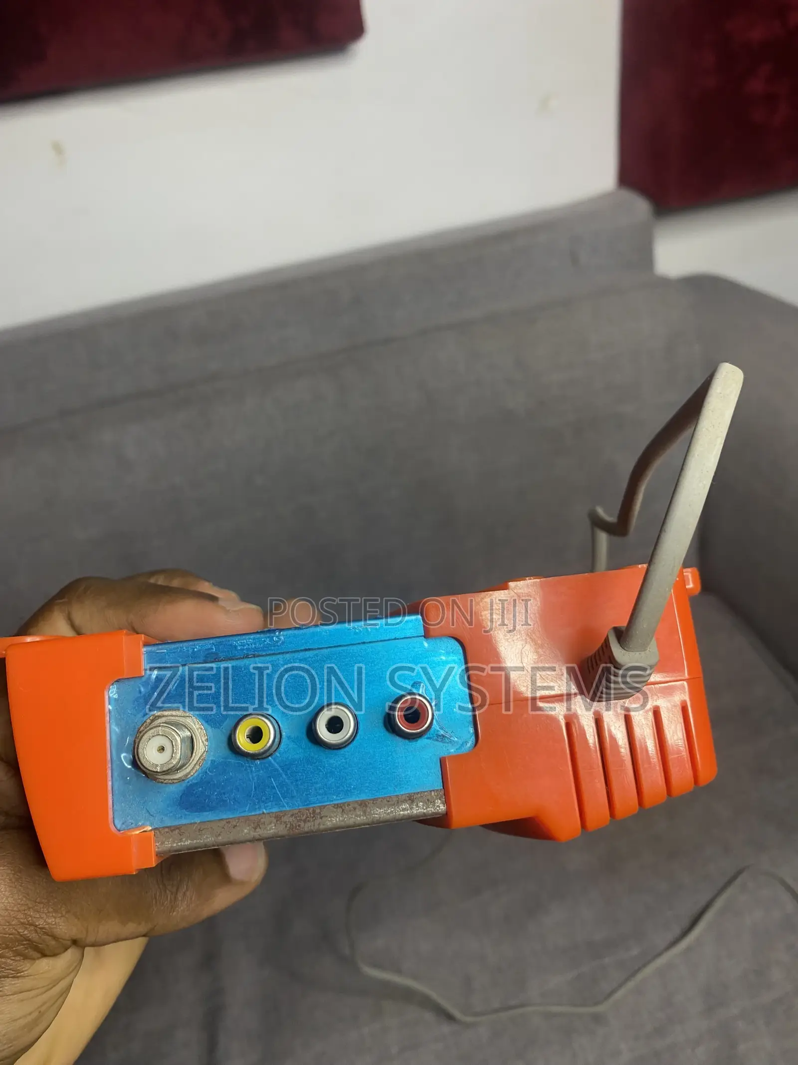 Televes 5859 AV-RF Modulator Converter Digital TV