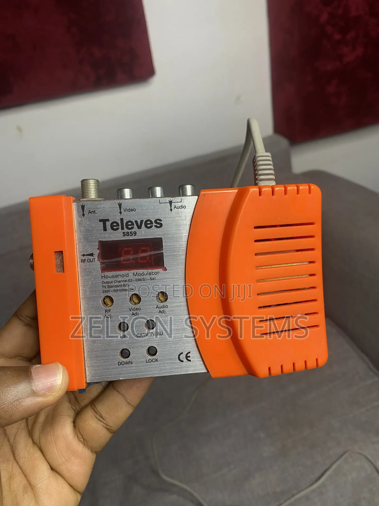 Televes 5859 AV-RF Modulator Converter Digital TV