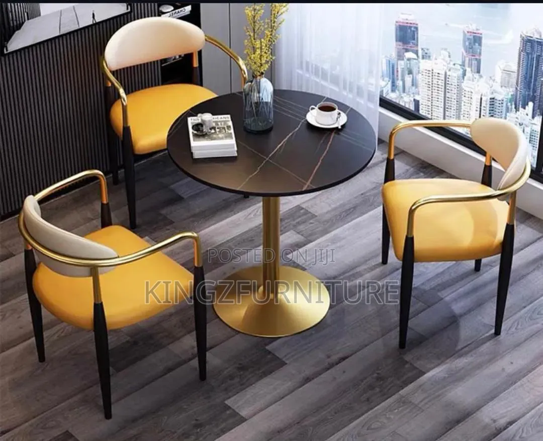 Round Sintered Stone Table