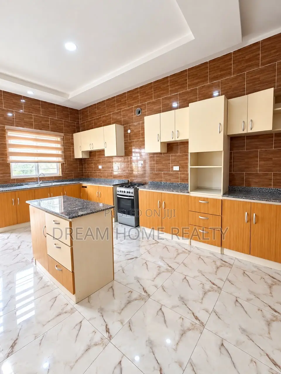Studio Apartment in Thomas Estate for rent