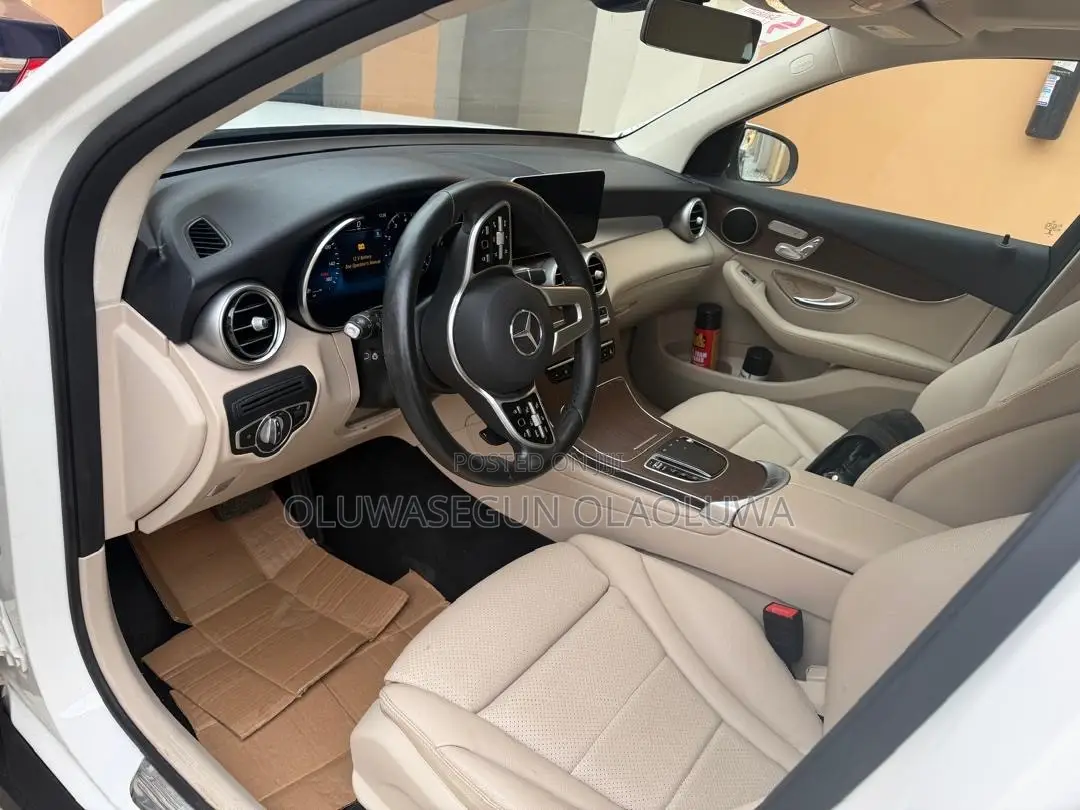 Mercedes-Benz GLC-Class 2021 White
