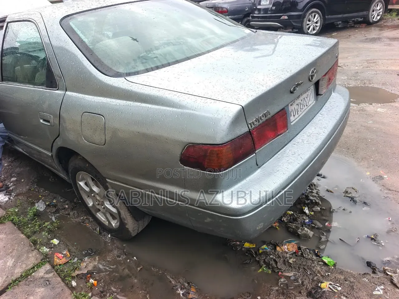 Toyota Camry LE 4dr Sedan (2.2L 4cyl 4A) 2001 Blue
