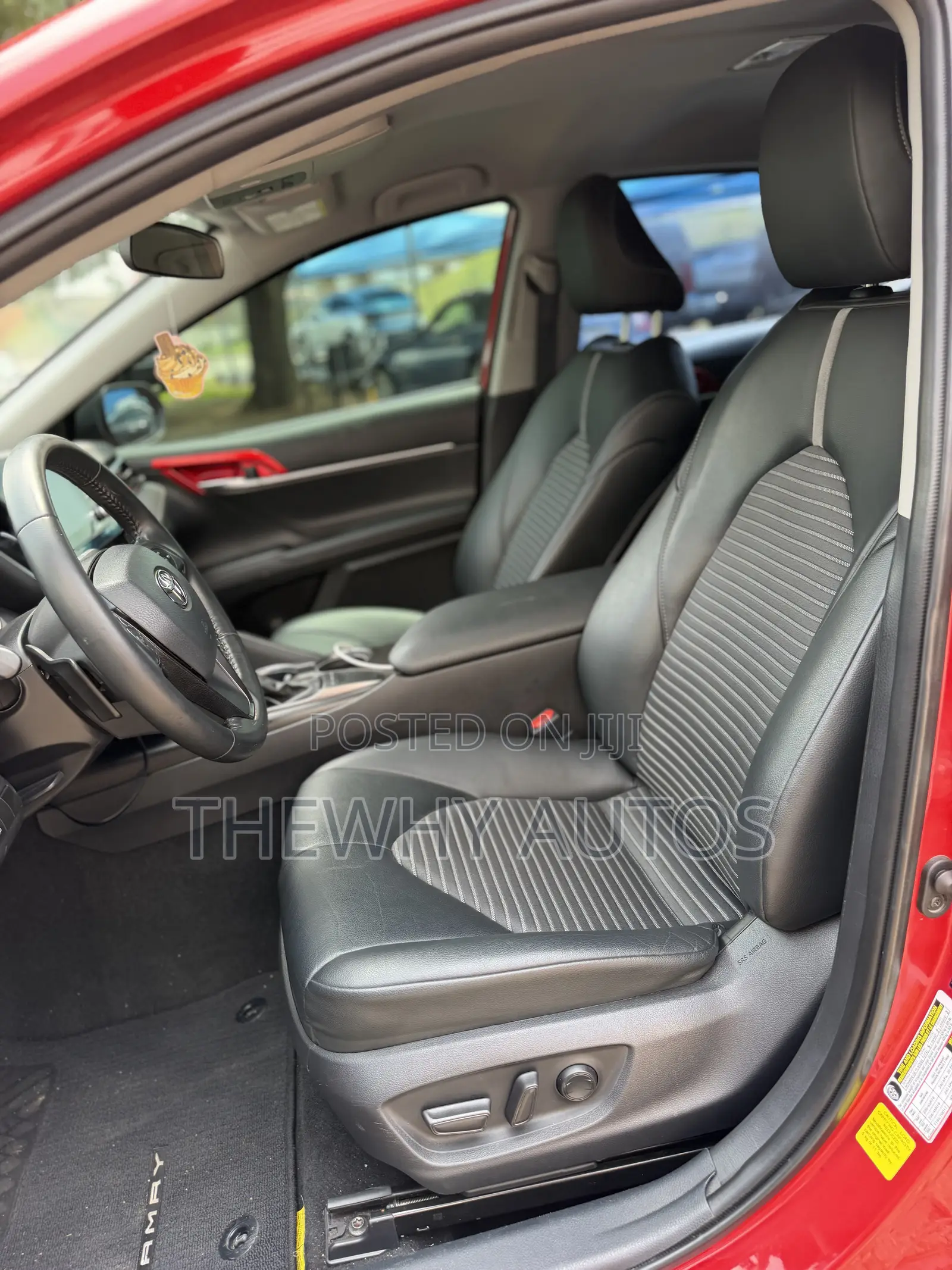 Toyota Camry SE 2022 Red