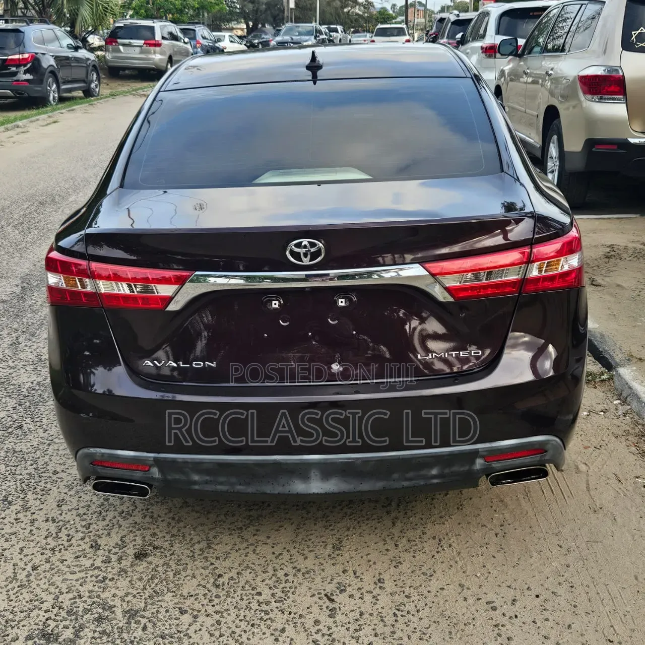 Toyota Avalon Limited Sedan FWD (3.5L 6cyl 6A) 2013 Burgundy