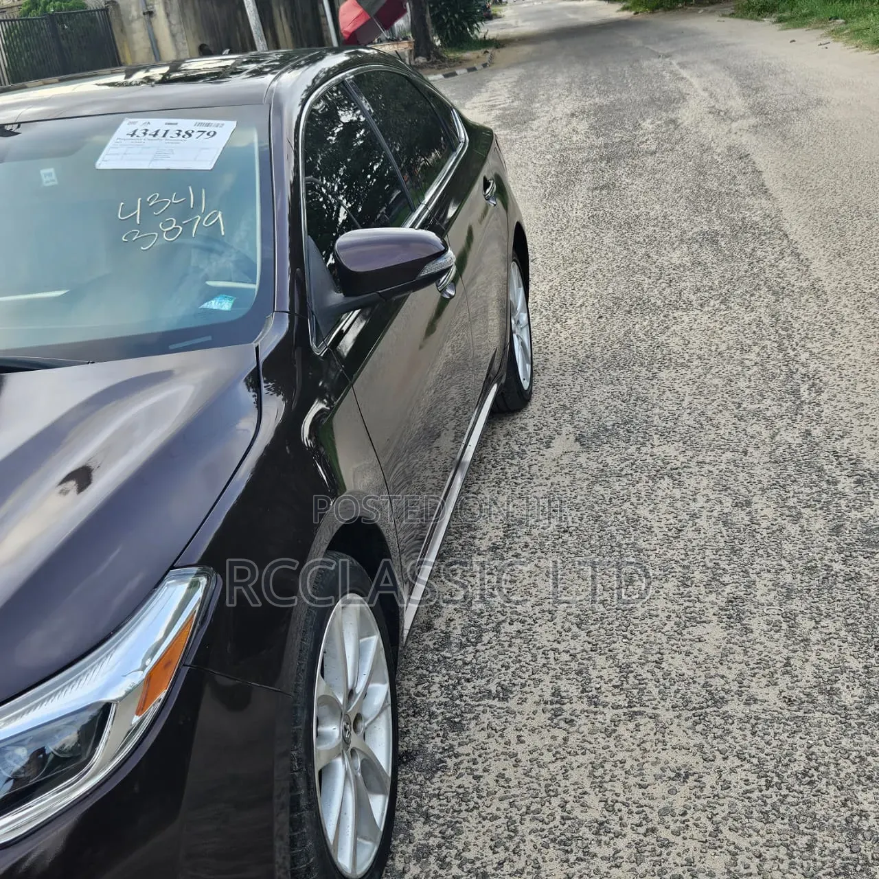 Toyota Avalon Limited Sedan FWD (3.5L 6cyl 6A) 2013 Burgundy
