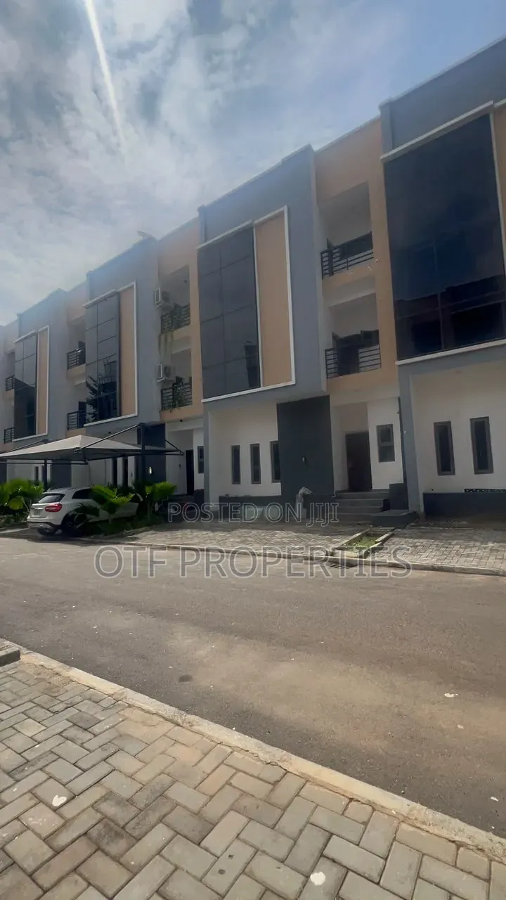 4bdrm Duplex in Katampe Extension for sale