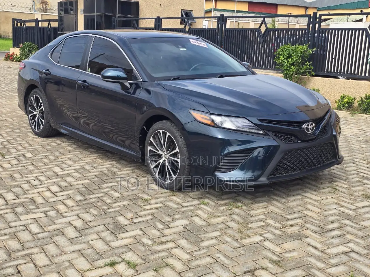 Toyota Camry 2019 Black