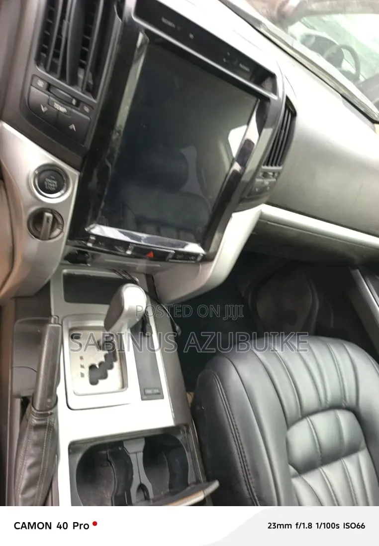 Toyota Land Cruiser 4.5 V8 VXR 2012 Black