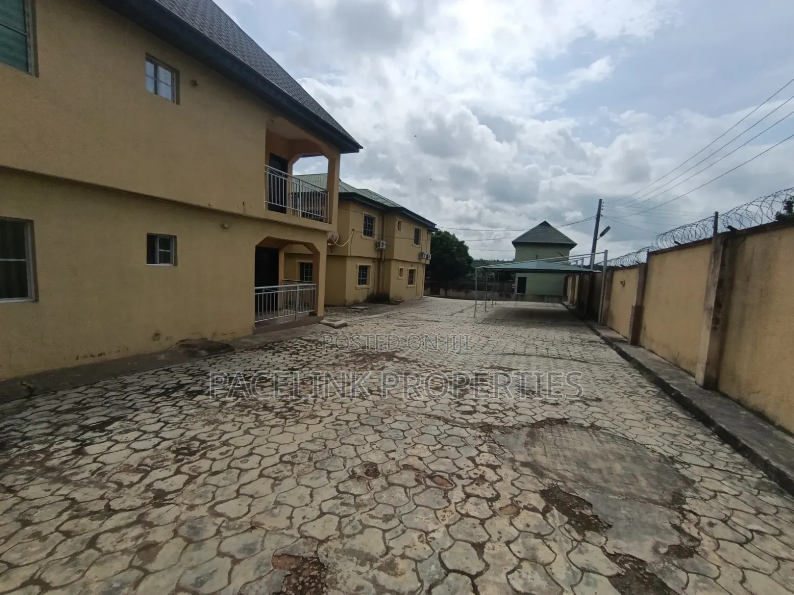 1bdrm Apartment in Ayobo for rent