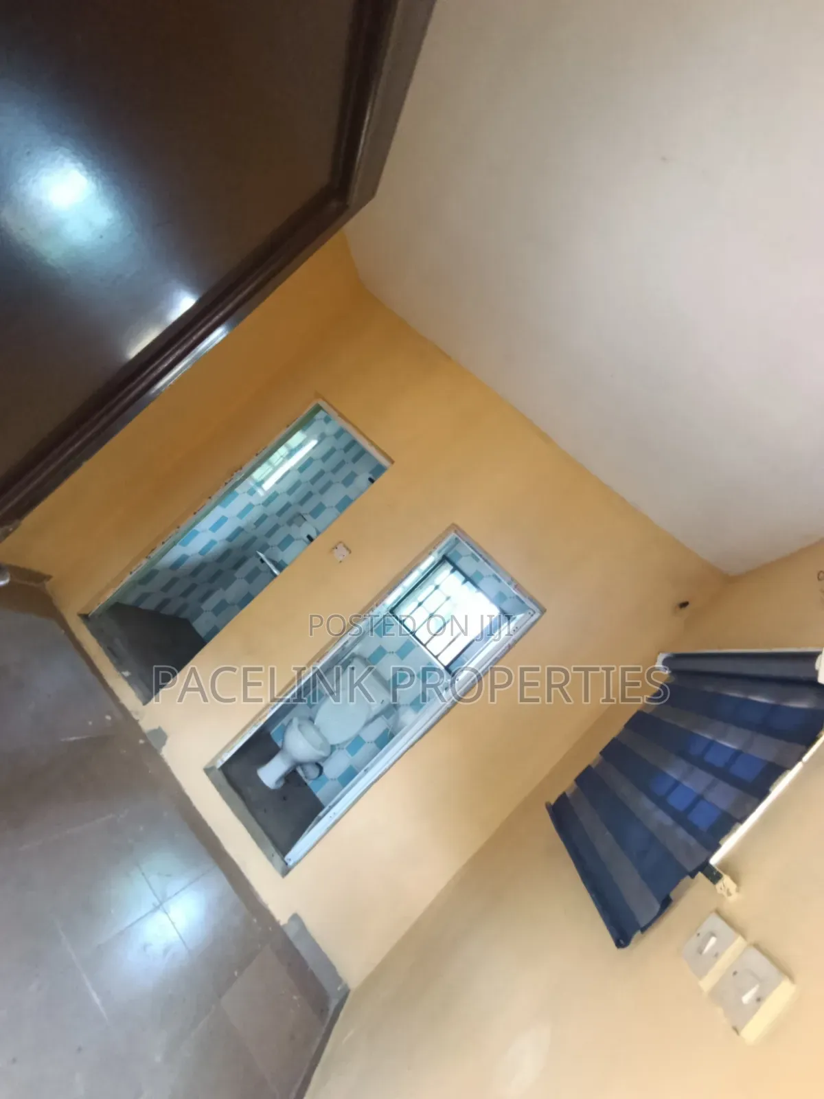 1bdrm Apartment in Ayobo for rent