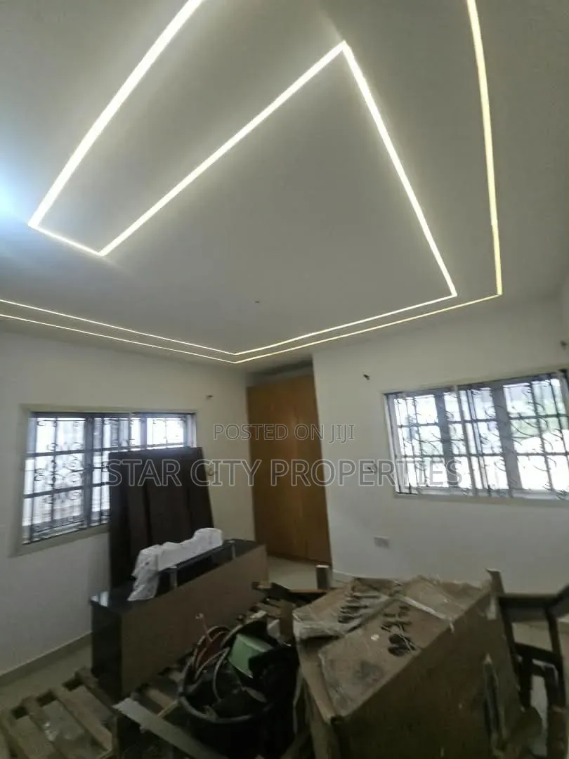 3bdrm Apartment in Magodo, GRA Phase 1 for rent