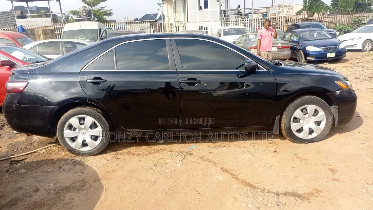Toyota Camry LE 4dr Sedan (2.4L 4cyl 5A) 2008 Black